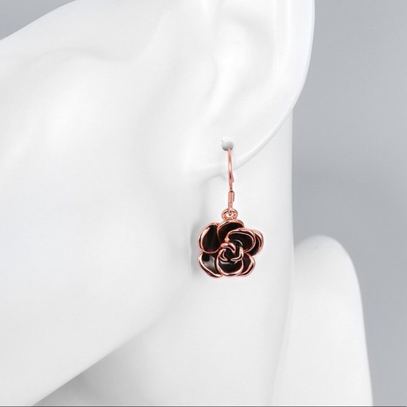 Jewelry - 18K Gold Plated Camellia Drop Earrings NWOT